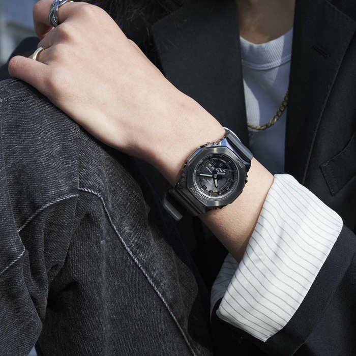 完売御礼】メーカー生産完了品 【送料無料】CASIO G-SHOCK メンズ