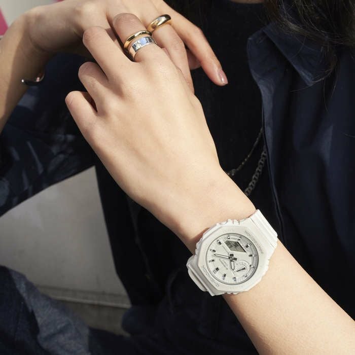 送料無料】CASIO G-SHOCK メンズ腕時計 GMA-S2100-7AJF WH | 多慶屋